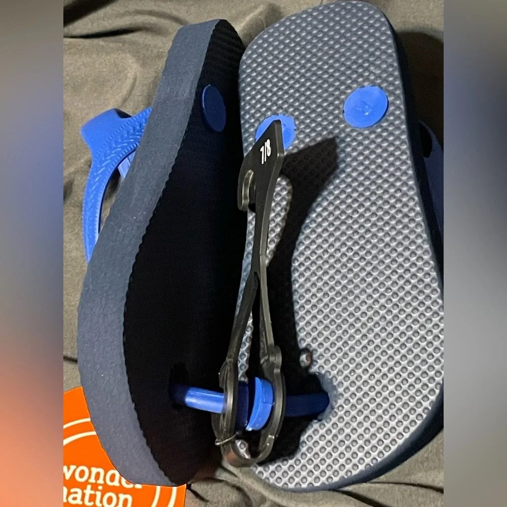 🔴 3/$12 Wonder Nation Navy Jellyfish Flip Flops! NWT!‎ Size 7/8 Toddler!